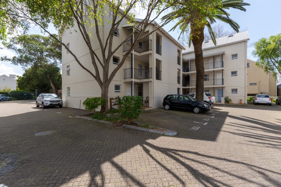 1 Bedroom Property for Sale in Plumstead Western Cape